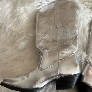 Silver metallic cowgirl boots